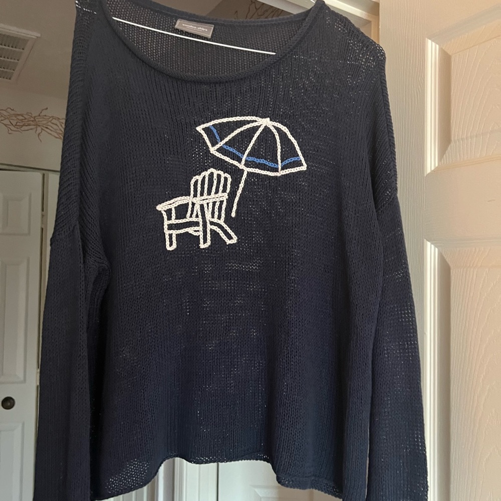Beautiful Wooden Ships sweater. Worn once. Medium/Large